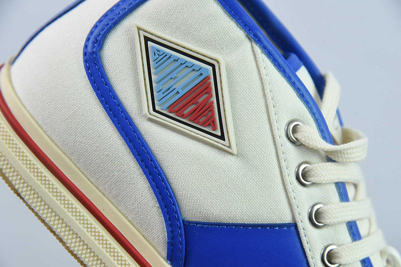 BOTTEGA VENETA Sneaker