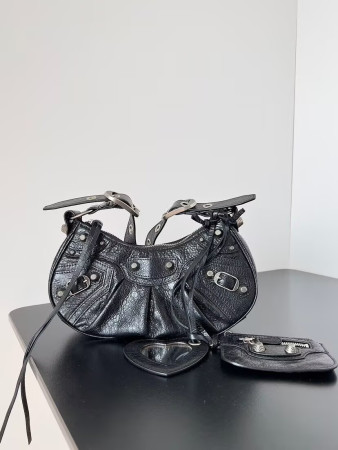 Ba*len*cia*ga women's le cagole xs shoulder bag 26x16x7cm