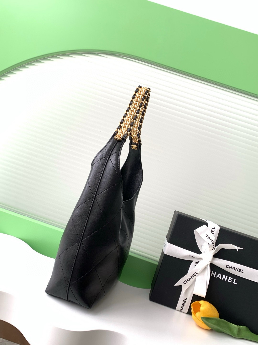 Ch*el hobo bag as5410 27x 23x 21cm