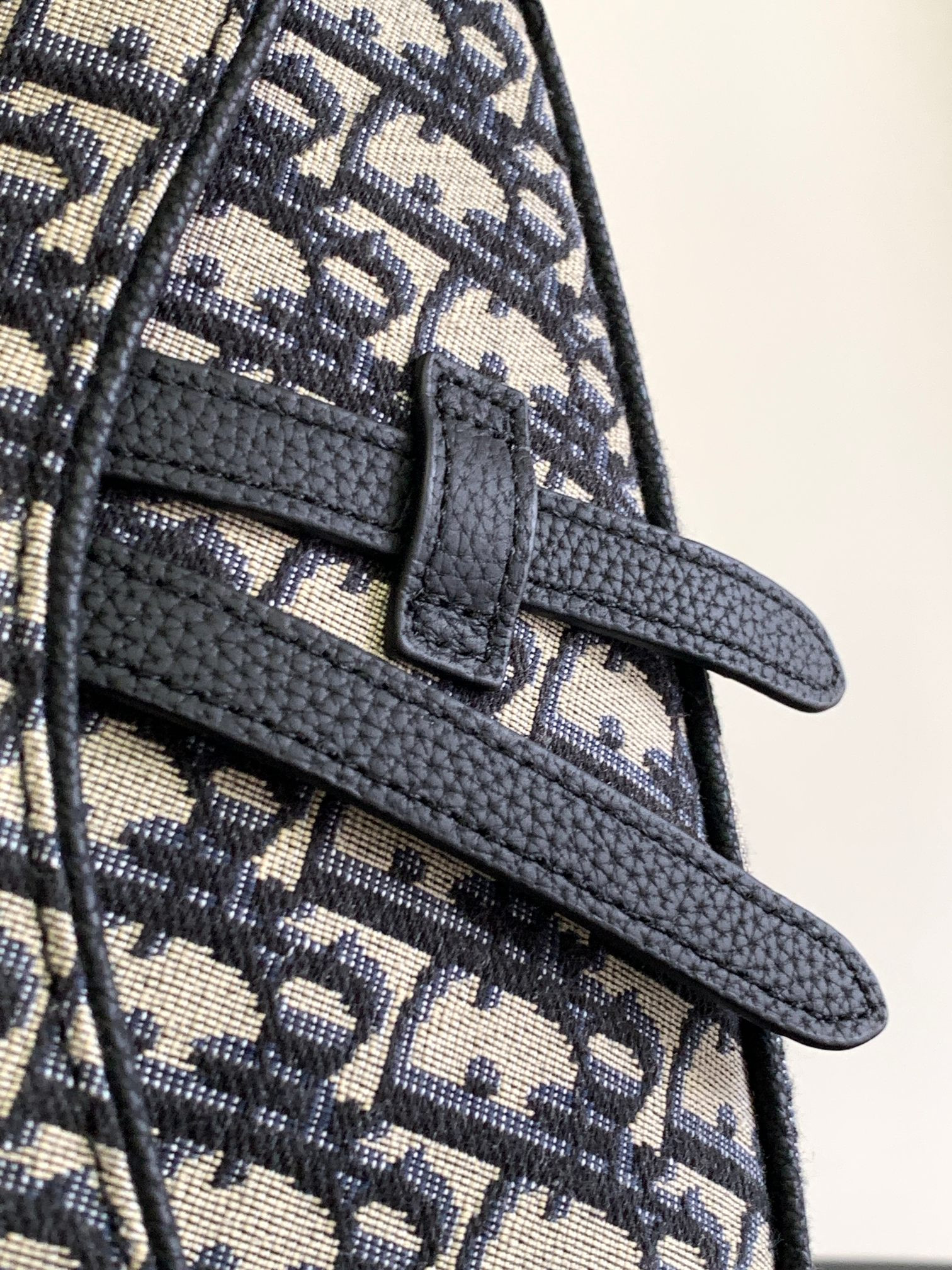 D*or saddle bag beige and black D*or oblique jacquard 26 x 19 x 4.5 cm