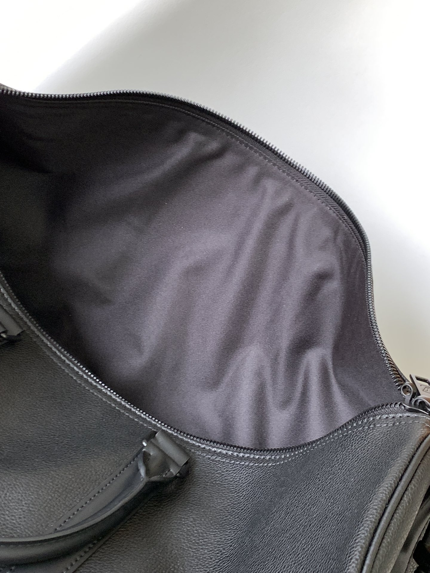 l0*is V*t0n keepall bandoulière 50 m21420