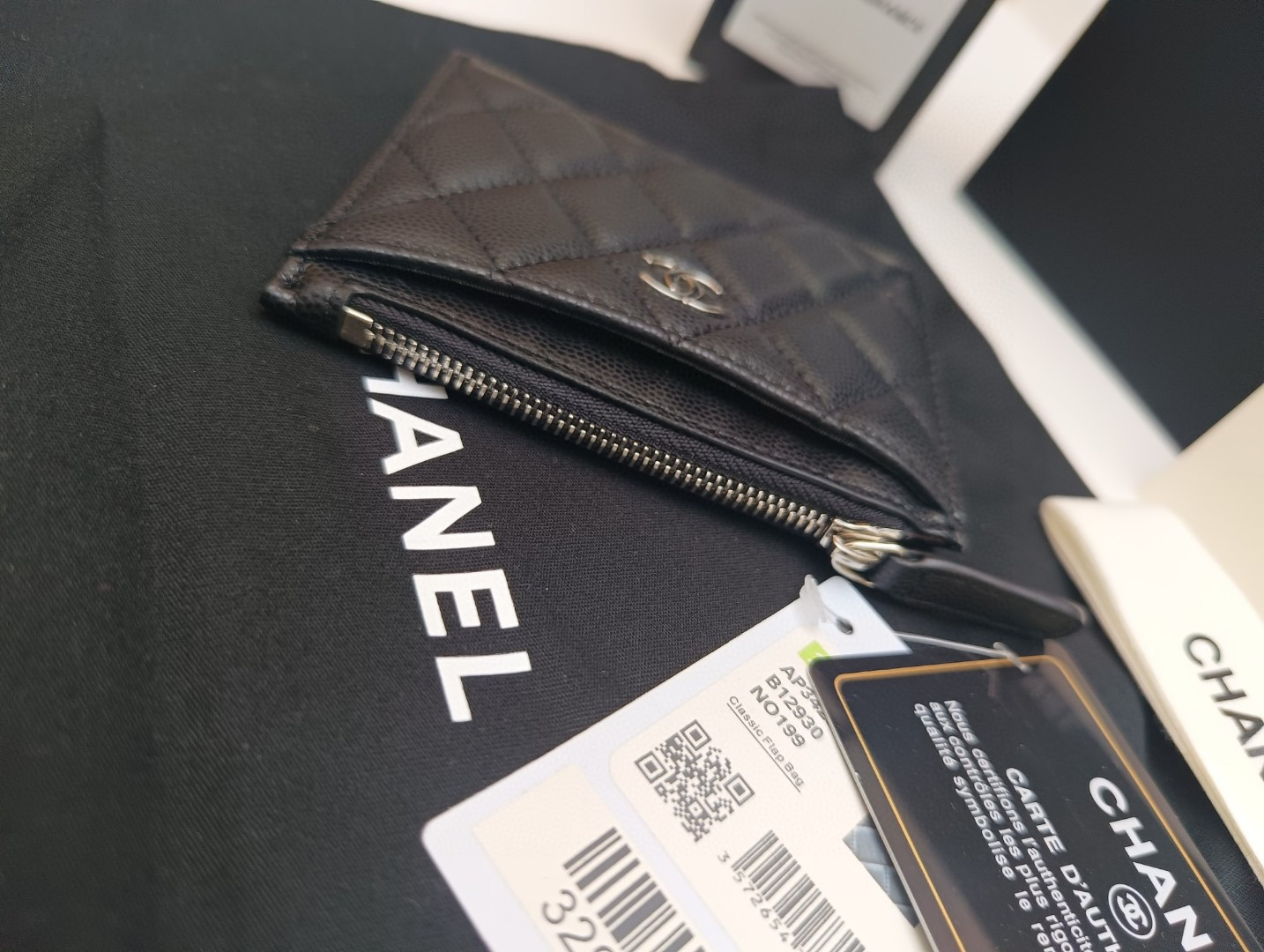 Ch*el card holder 9x11.5cm