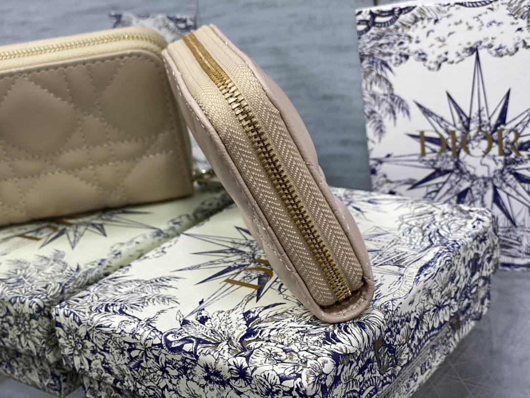 lady D*or voyageur small coin purse card holder