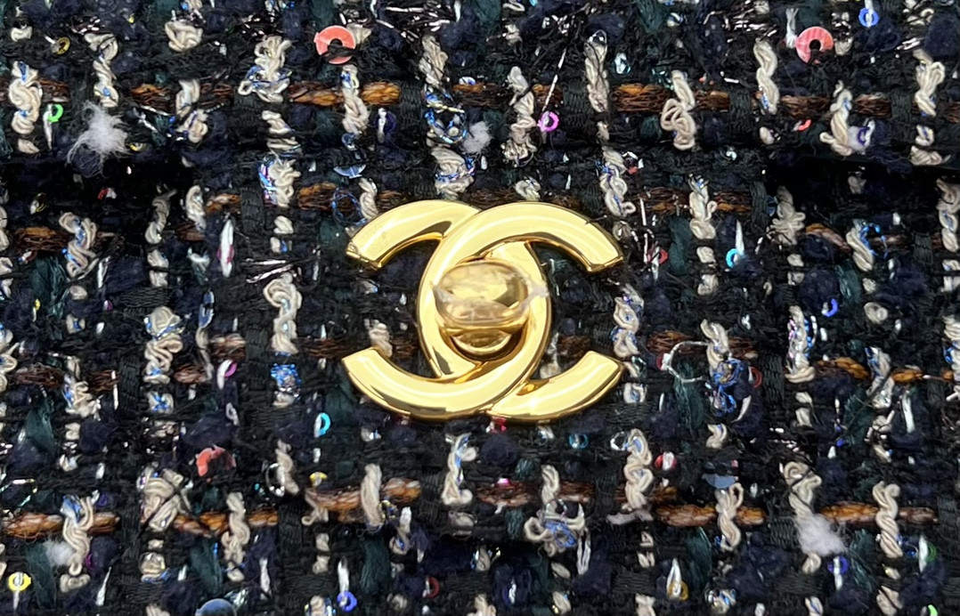 Ch*el classic 11.12 handbag tweed & gold-tone metal   6 × 9.9 × 2.5 in