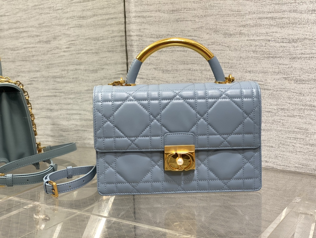 D*or medium D*or ange bag blue latte macrocannage calfskin 26 x 17 x 9 cm