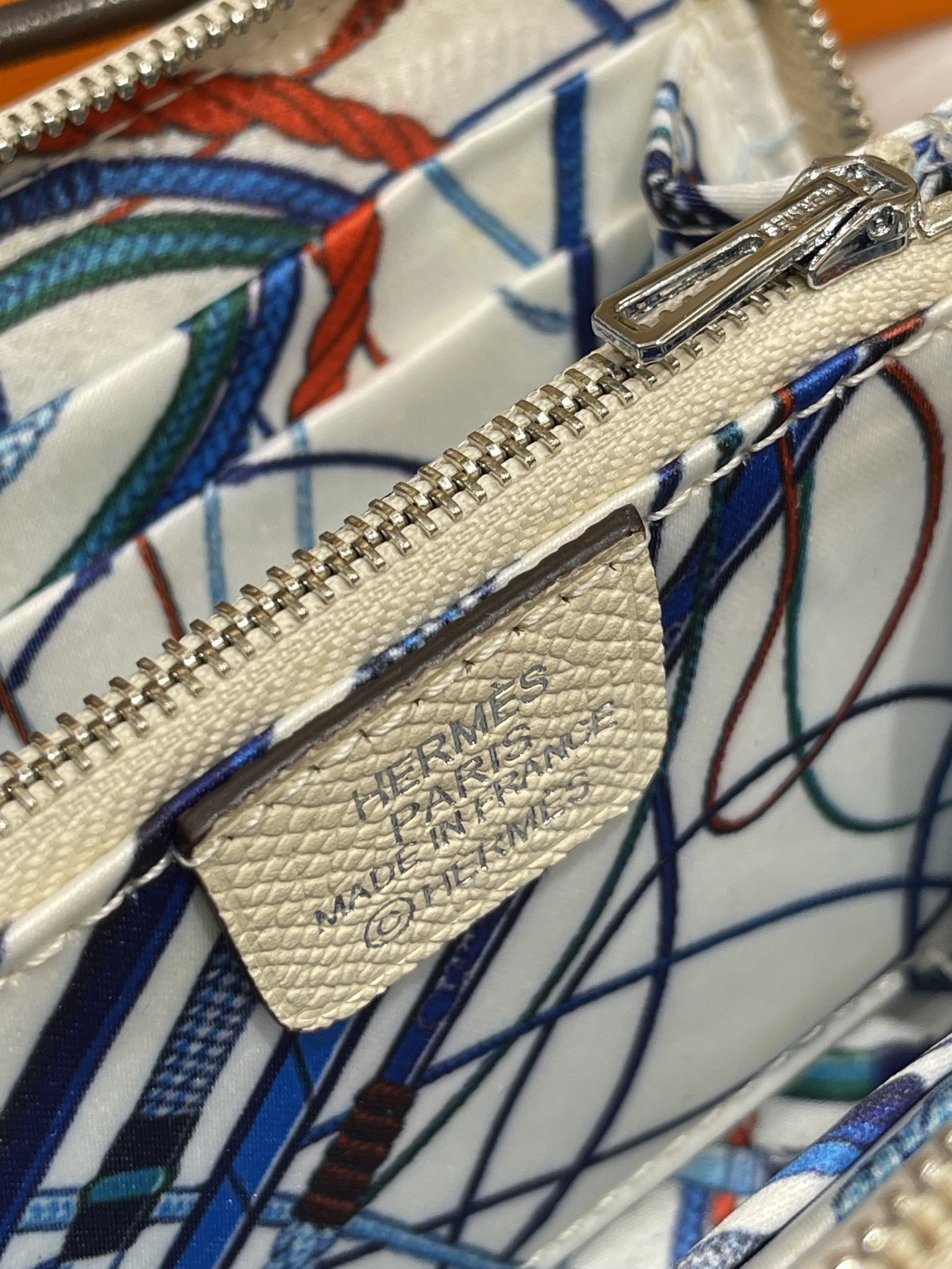 H**me5 wallet 11.5x2x9.5cm