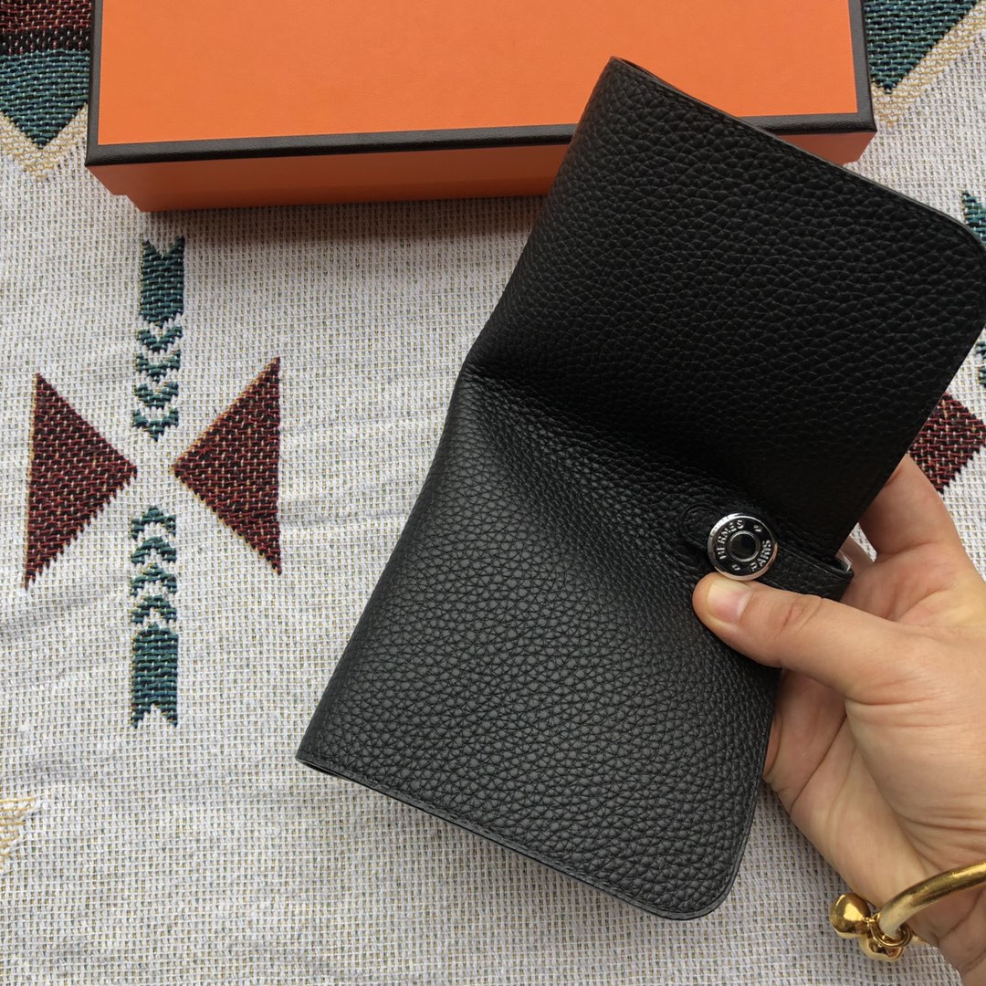 H**me5 dogon duo wallet
