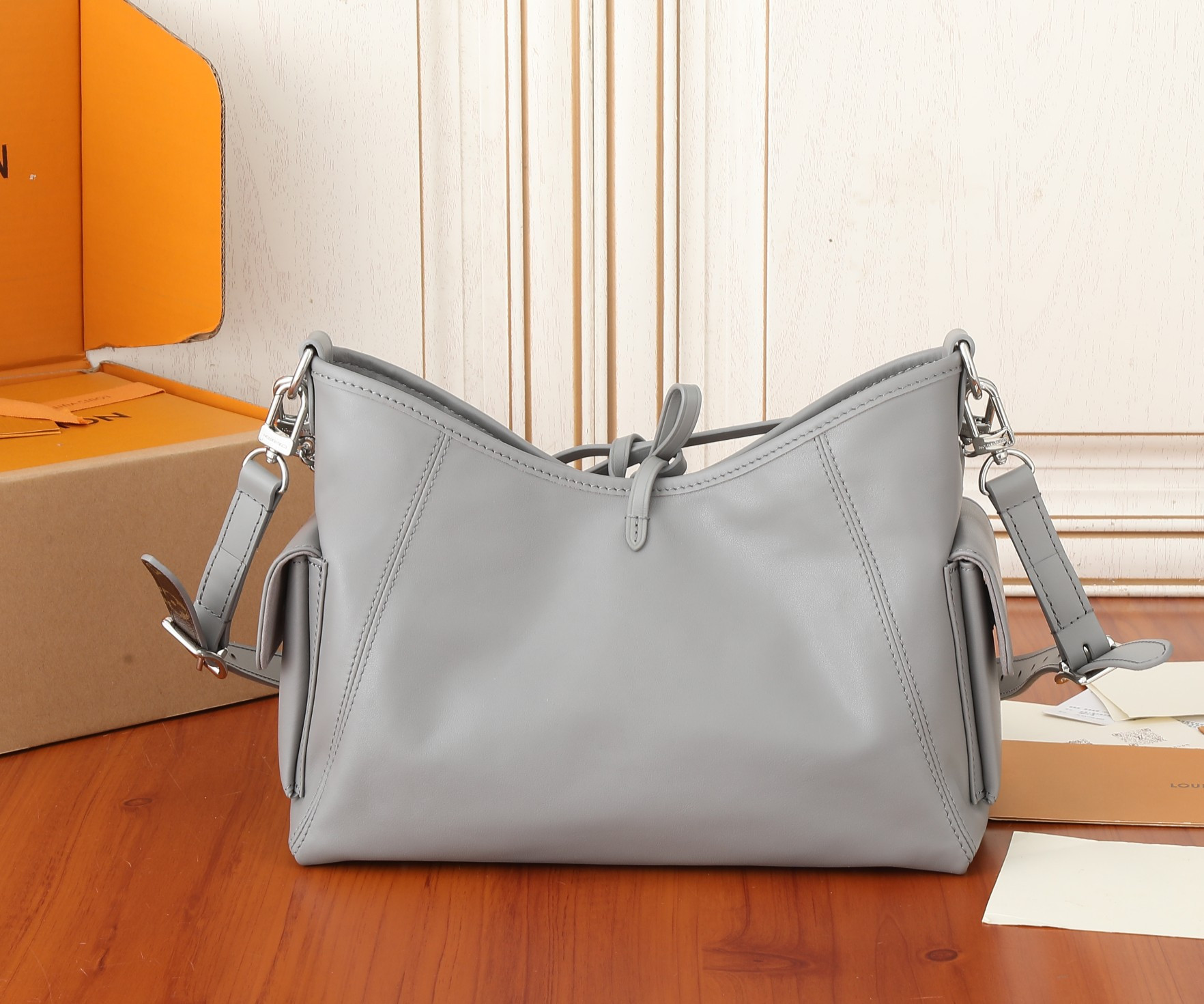 LV CarryAll Cargo M12579 33.5x23x15CM