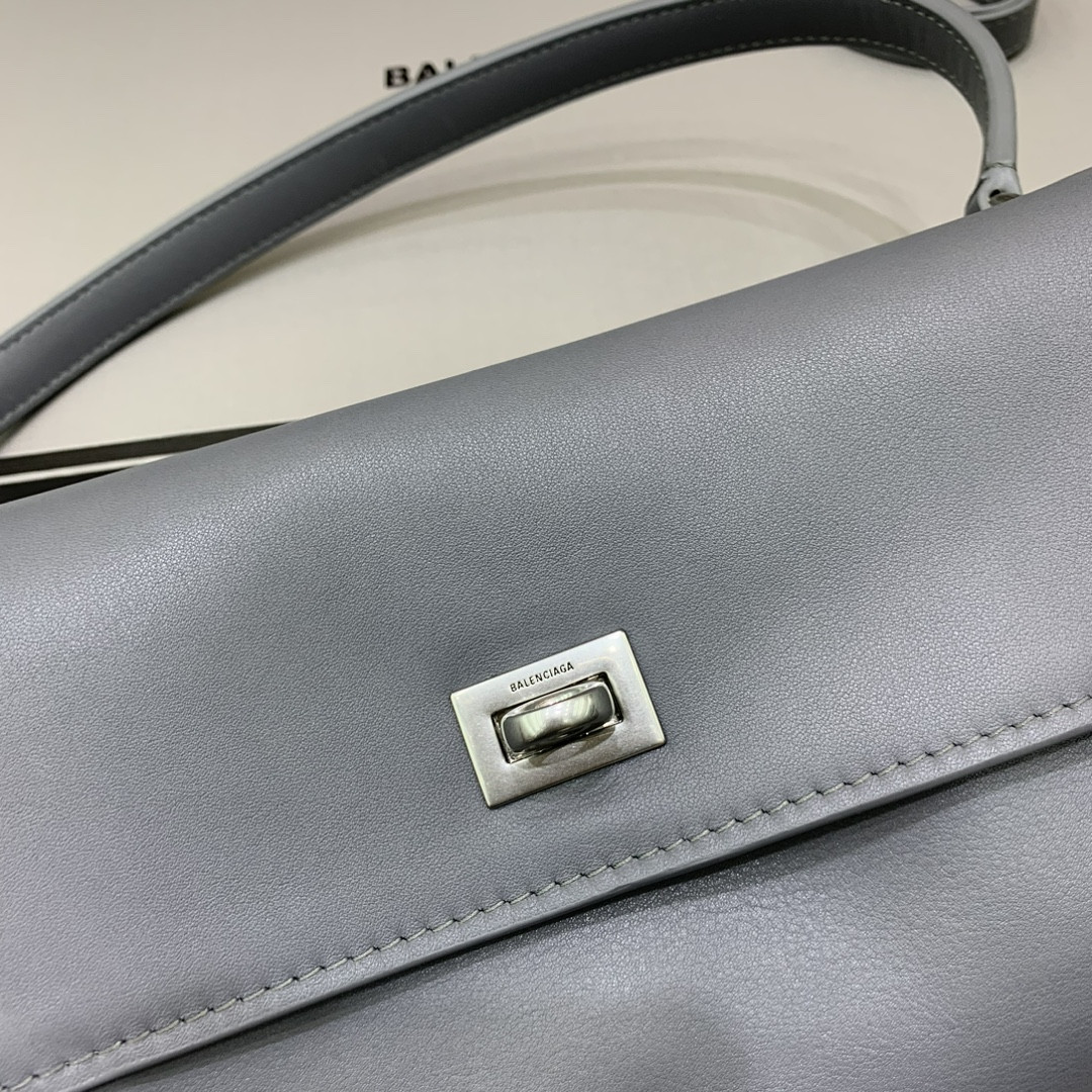 Ba*len*cia*ga rodeo medium 35x23.3x10.9cm