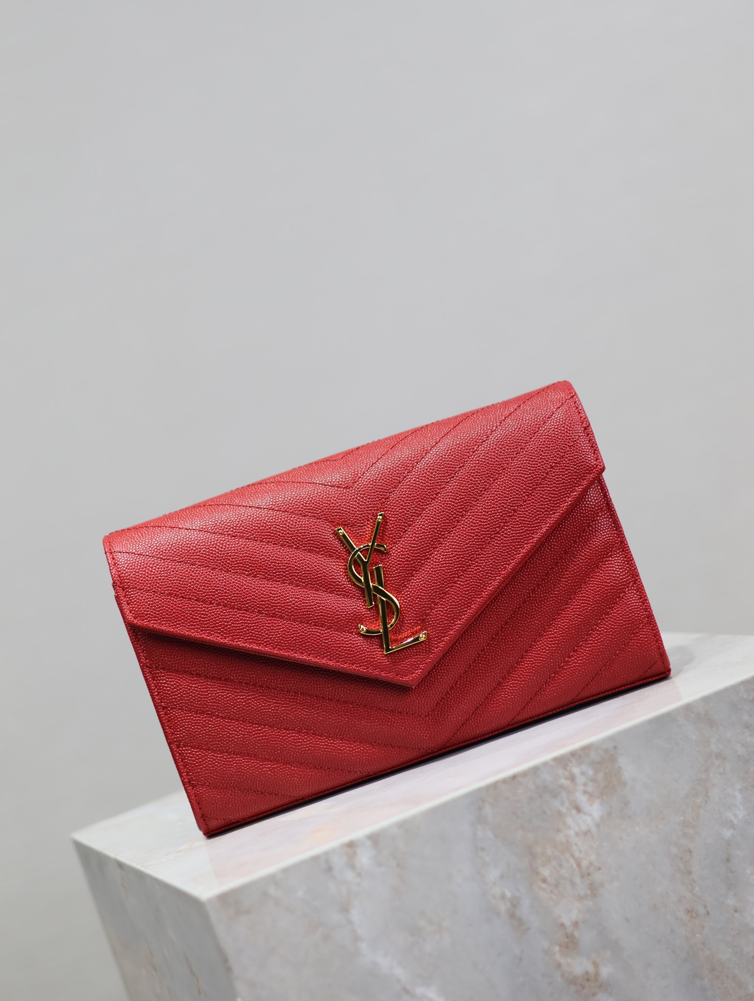 Y*L cassandra monogram classic chain wallet in grained poudre leather 22.5 x 14 x 4cm