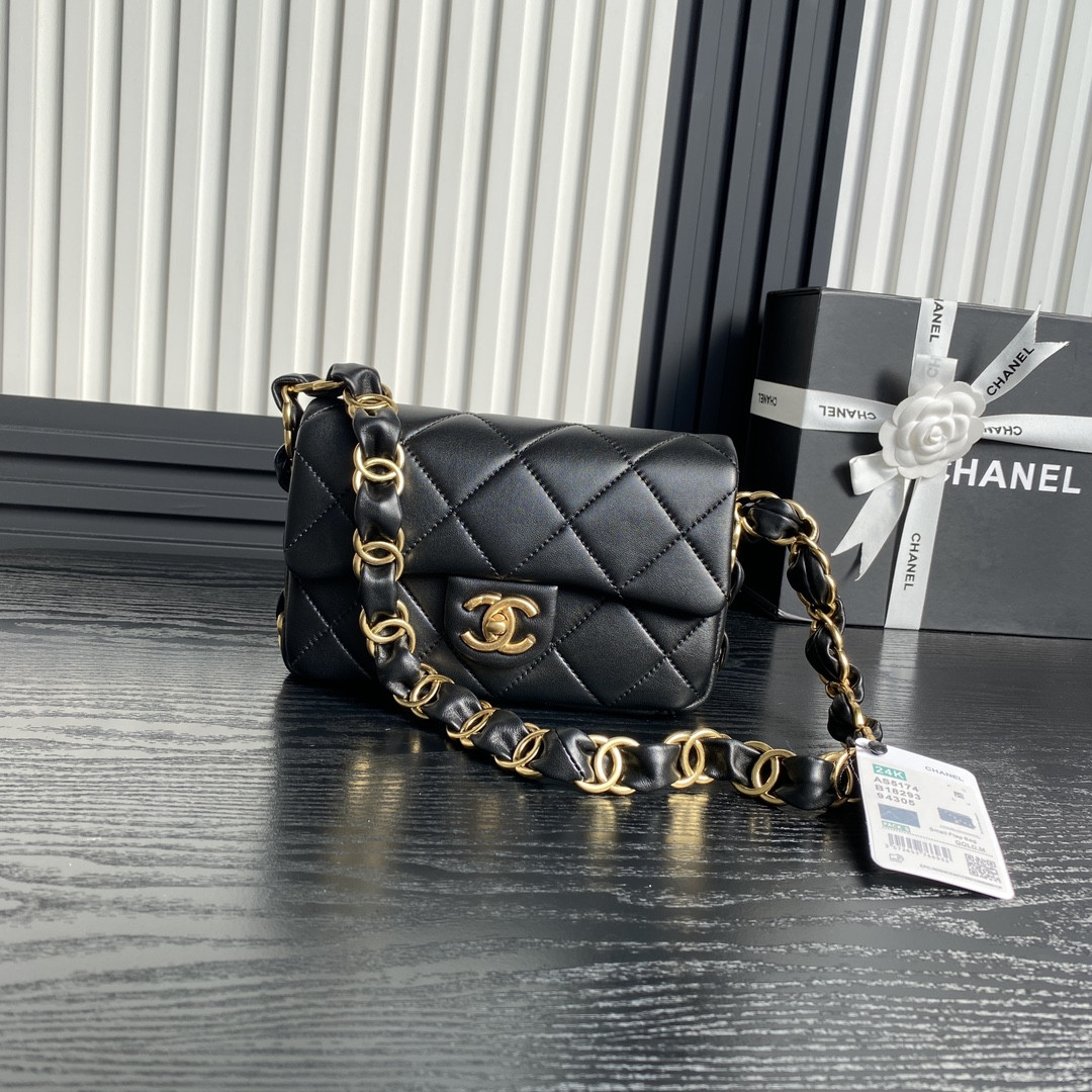 Ch*el fall-winter 2024-25 small flap bag 13x21x7cm