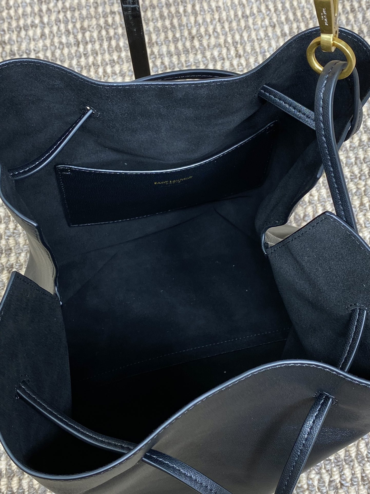 Y*L paris vii pochon in lambskin 24x30x12cm