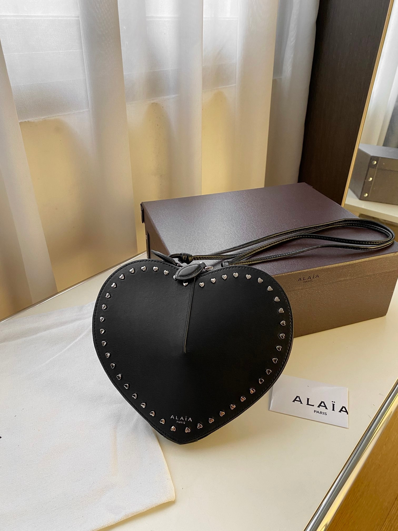 ALAÏA Le Coeur Heart Bag 18.5x20.5x5cm