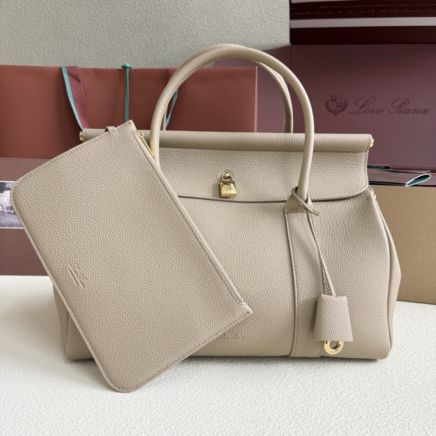 L**o p*ana loom l32 calfskin 33x23x18cm