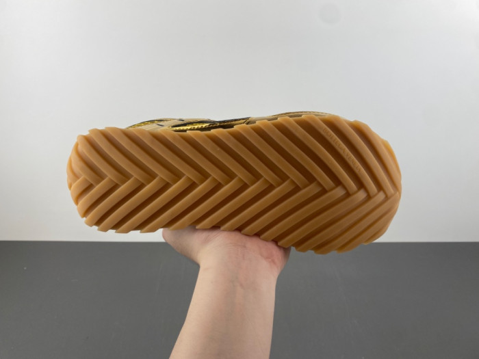 Bottega Veneta Orbit Star Anise BV 741357 v2X40 7043