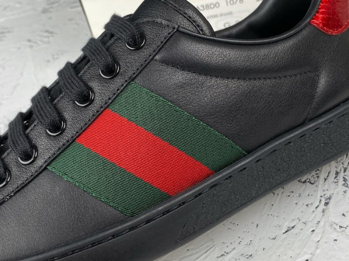 GUCC Ace Leather Sneaker ‎386750 02JR0 1078