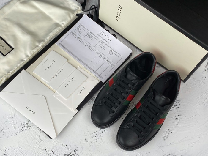 GUCC Ace Leather Sneaker ‎386750 02JR0 1078