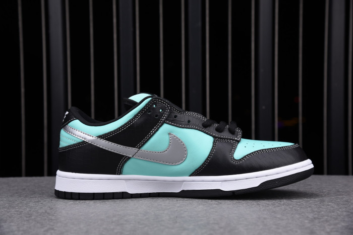 nike dunk sb low diamond S*pply co. "t*f*ny" 304292-402