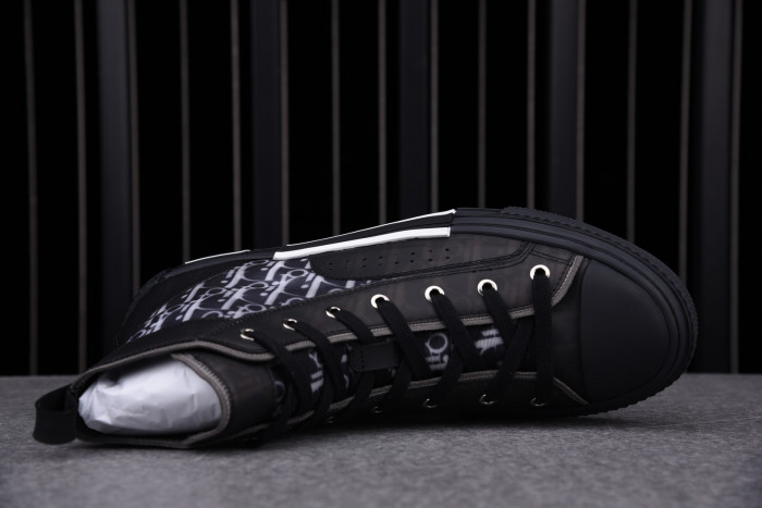 DR B23 OBLIQUE HIGH TOP SNEAKER BLACK