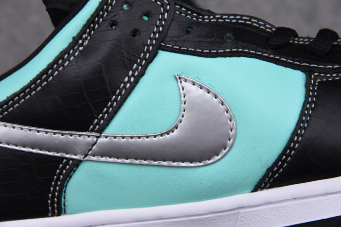nike dunk sb low diamond S*pply co. "t*f*ny" 304292-402