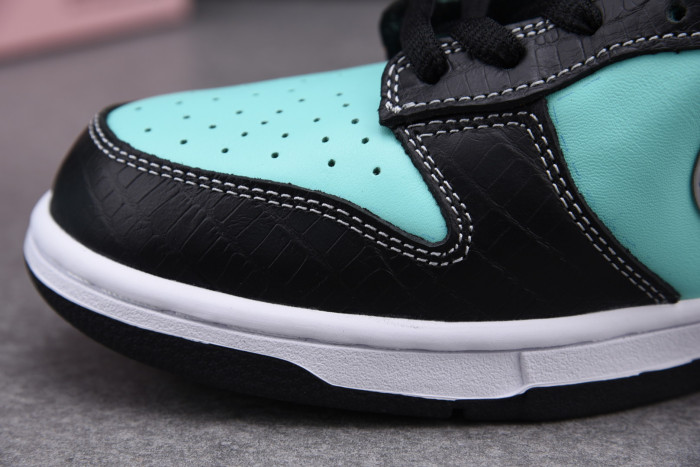 nike dunk sb low diamond S*pply co. "t*f*ny" 304292-402